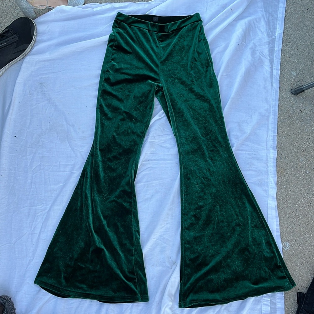 SHEIN green velvet, bellbottoms size medium